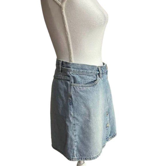 Victoria's Secret LondonJean Front Buttons Light Wash Mini Skirt - size … - Picture 5 of 13